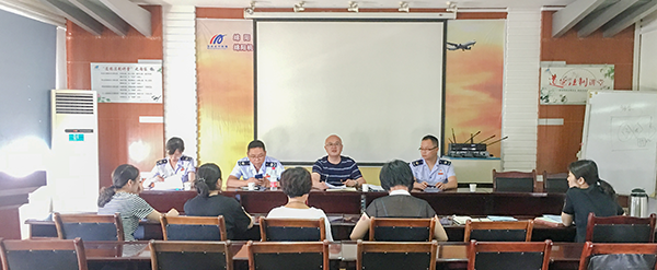 1559805241698836.png 經(jīng)開區(qū)稅務(wù)局來綿陽機(jī)場走訪.png